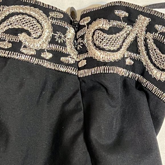 Banana Republic Black Silver Metallic embroidered size 4 - Picture 14 of 16